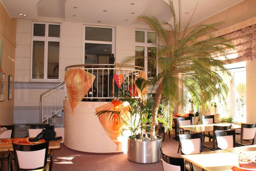 Hotel Am Kastell Goch Exterior photo